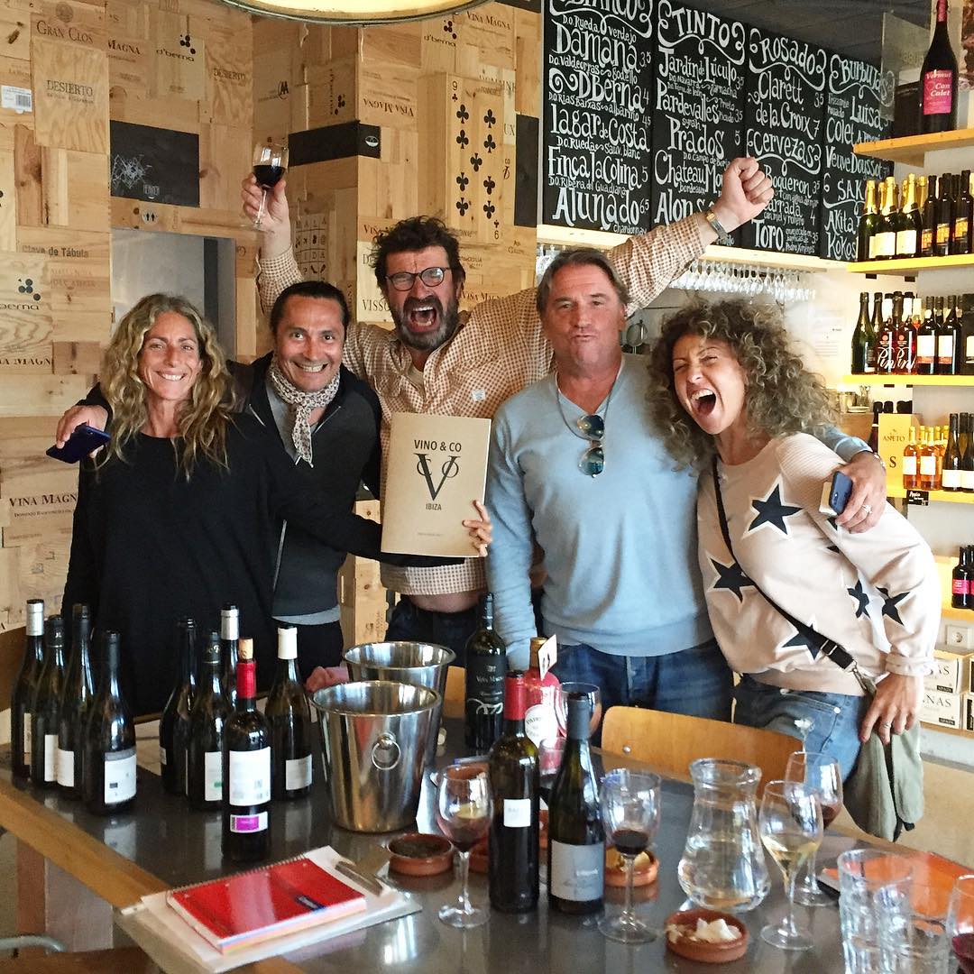 Yesterday we had the pleasure of tasting a beautiful range with Josh and the KM5 team for their new wine list. @km5loungeibiza @vinoycoibiza #vinoyco #vinoycoibiza #km5 #ibiza2017 #winelovers #tasting