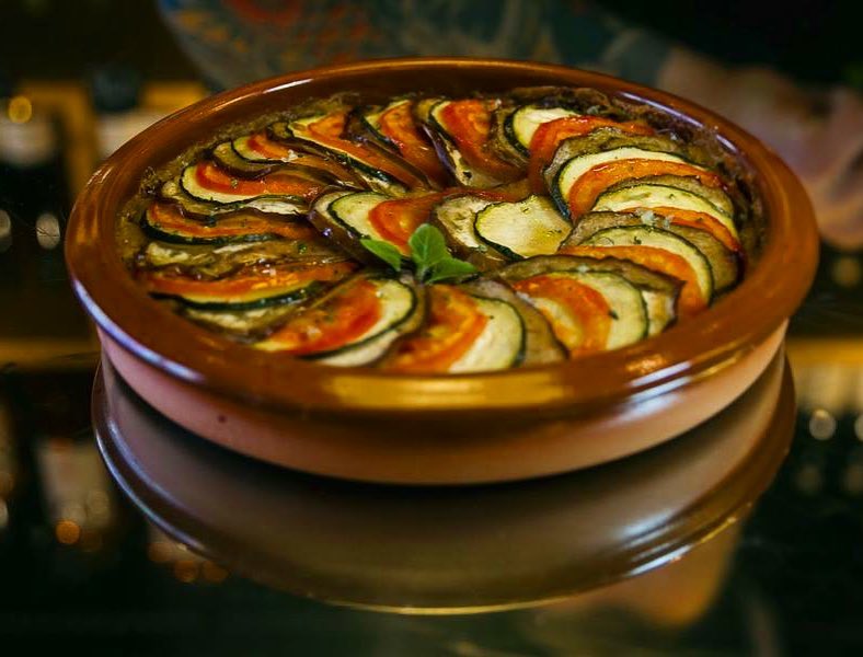 What a gorgeous Ratatouille! More to come next Wednesday 29 of November with the Tour de France theme! Chefs Luca and Andrea will be presenting a range of French Classics with a twist and Jeroen and Rosa will be opening a range of beautiful French wines! See you on Wednesday at Vino&Co! 
@vinoycoibiza #vinoyco #ibiza #ibizawinter #winelovers #winetime #winebar