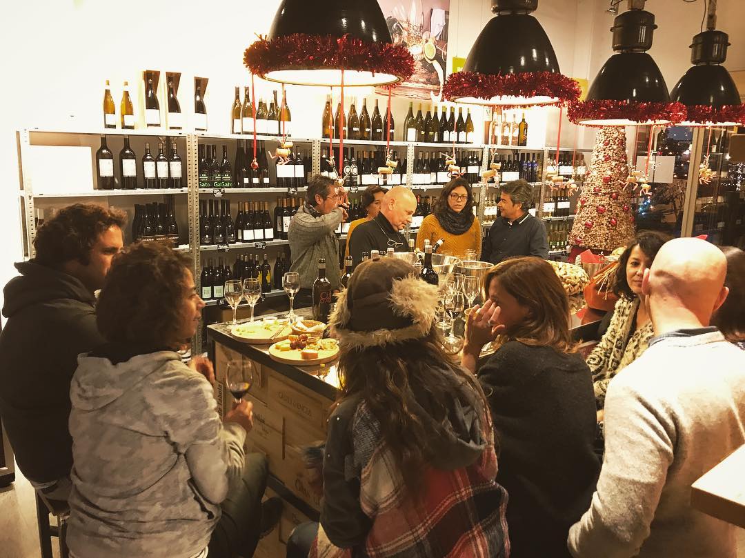 Big whites and hearty reds at the Clos d’Agon Tasting tonight! Tomorrow  it’s Friday again and we’ll be celebrating with lots of yummy wines and bites!